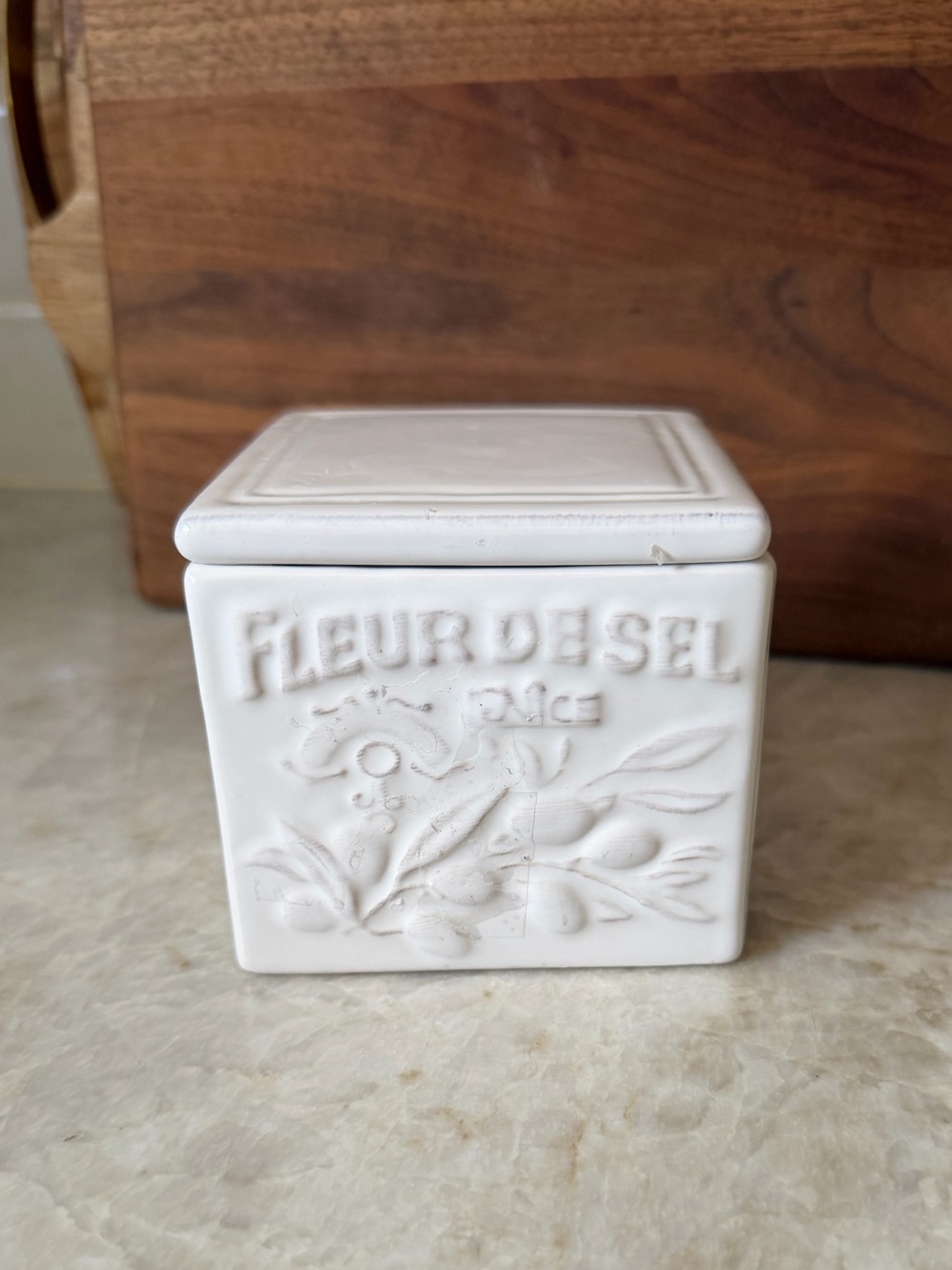 Sur La Table Salt box Fleur De Sel